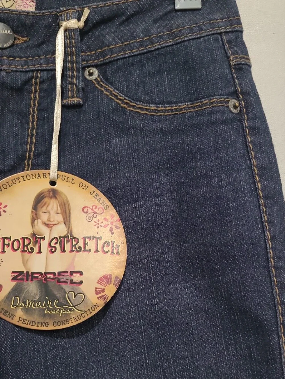 Domaine Girls Flared Jeans in Dark Blue Mid Rise Confort Stretch  Zippec Sz 10